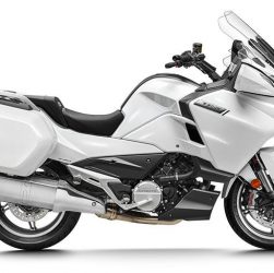 CFMoto TR-G 1250 en france